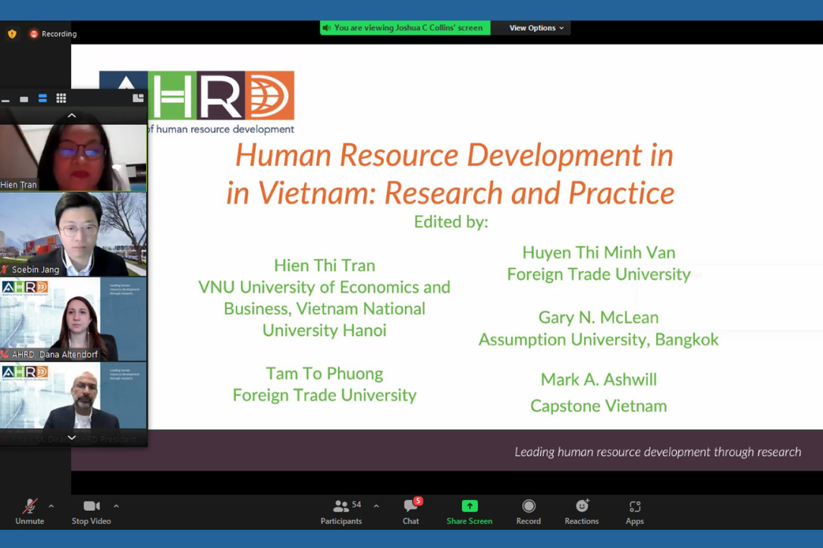 Giải thưởng “R. Wayne Pace HRD Book of The Year”: Vinh doanh cuốn sách với chủ đề nghiên cứu và thực hành phát triển nguồn nhân lực tại Việt Nam 
