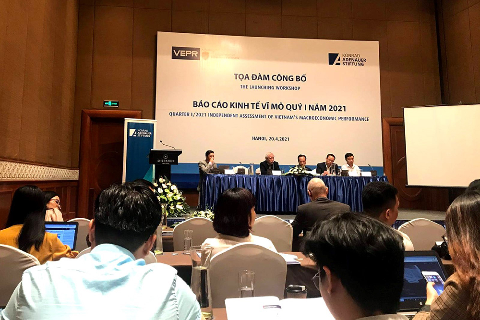 VEPR: Kinh tế Việt Nam có thể tăng trưởng 6-6,3% năm 2021 