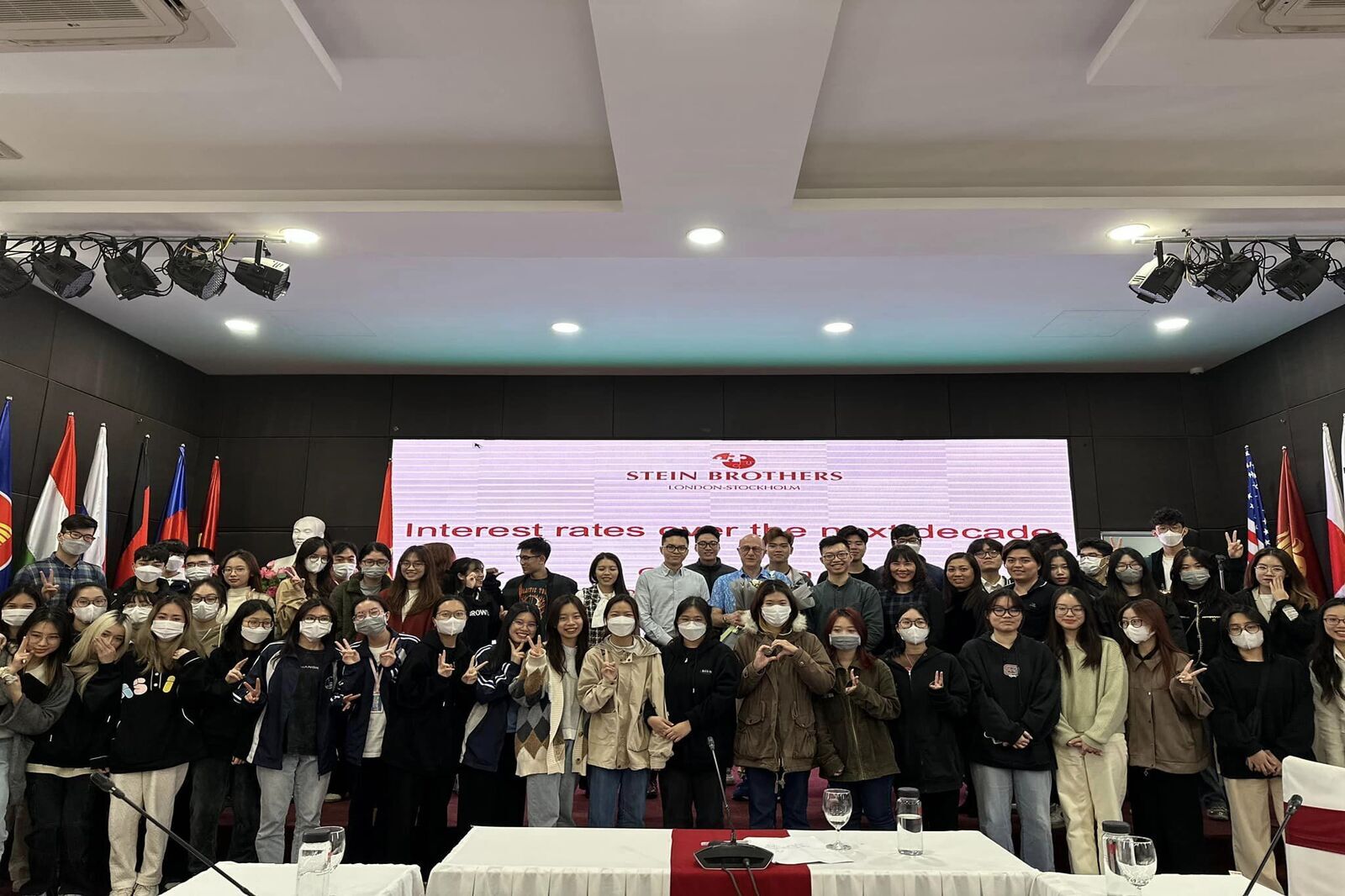 [RECAP] Monday Finance and Banking series tháng 3/2023